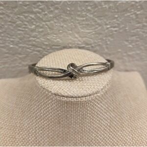 Unique Vintage Sterling Silver Moissanite Oval Safty Clamp Hinge Bangle Bracelet